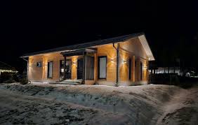 Moderni hirsitalo, jossa jacuzzi ja sauna, Rovaniemi