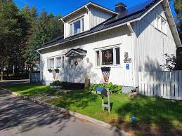 Puoli Taloa Omakotitalolla, 60m², Tornio (Päivitykset 2025)