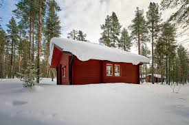 Mökki Jerisjärven Rannalla Muoniossa 2024